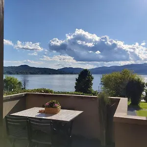 https://bnbook-la-casa-sul-lago-maggiore.it-lombardy.com