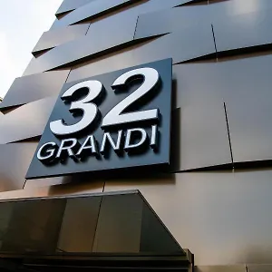Grandi 32 Boutique Италия