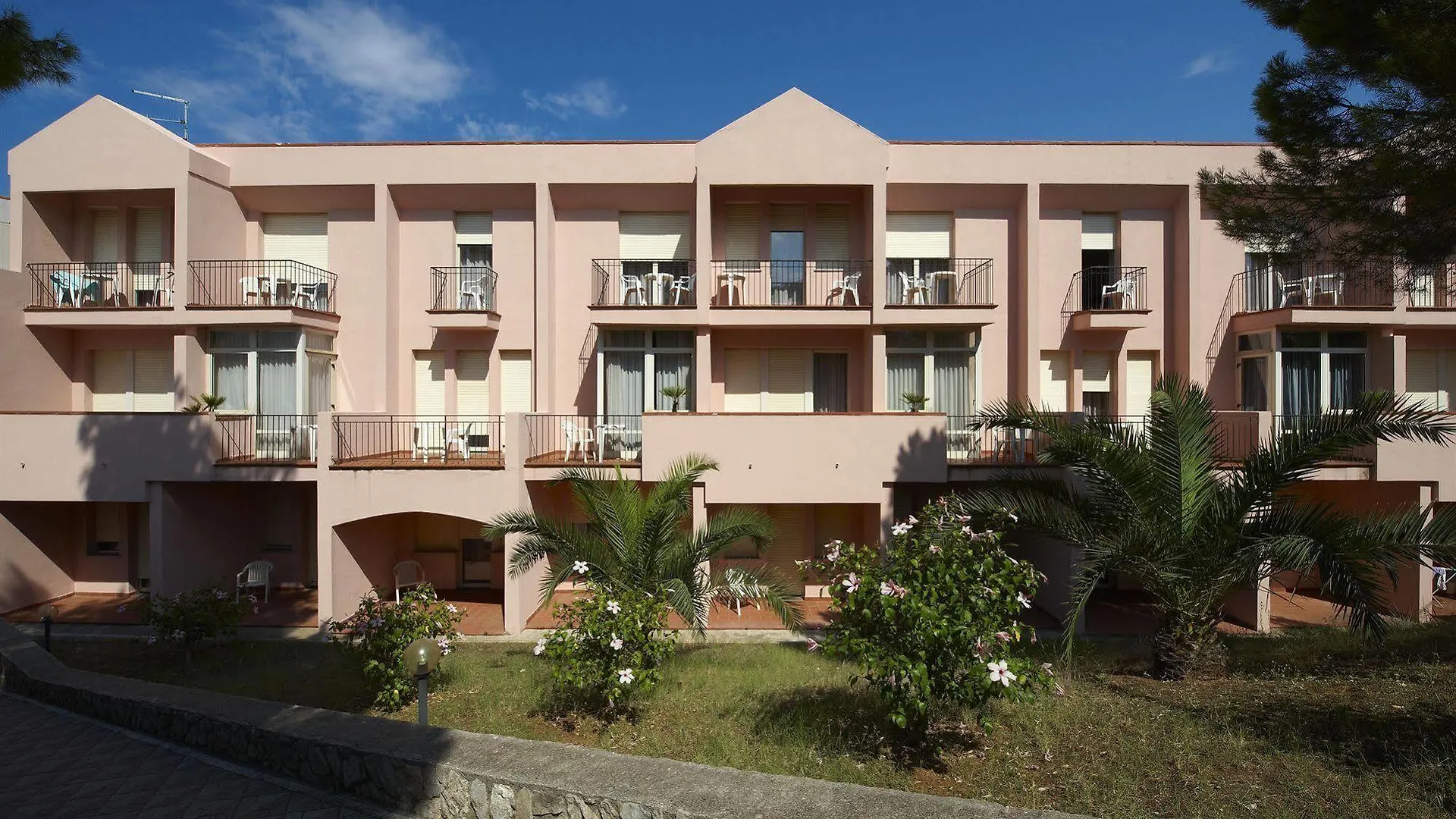 Hotel Torre Normanna Altavilla Milicia 4*,